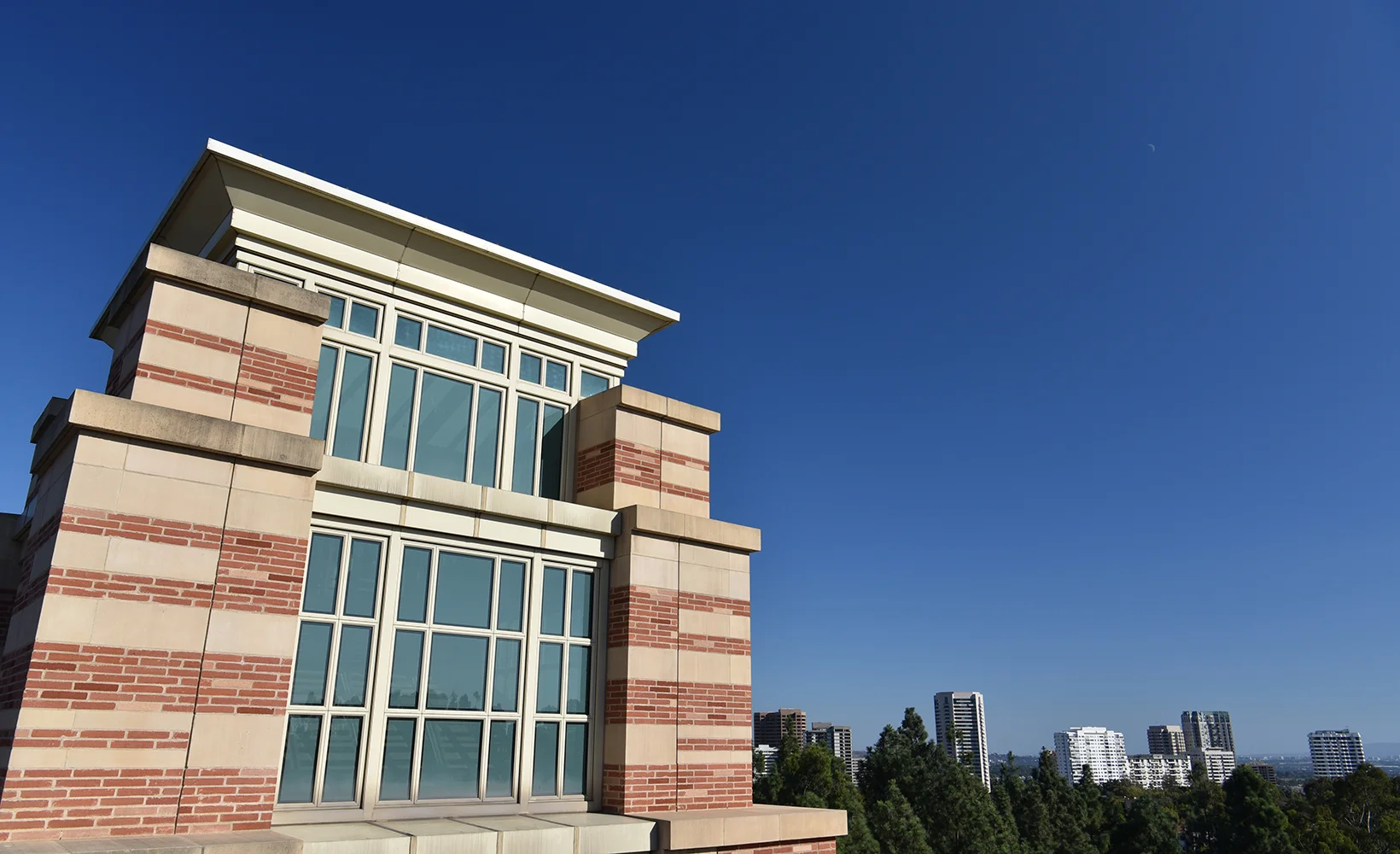 Institute for Technology, Law & Policy logo