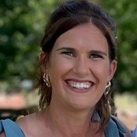 Caitlin Schroeder profile photo