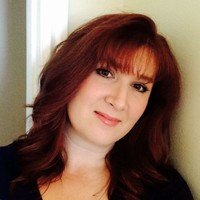 Tina Heil profile photo