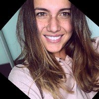 Thais Junqueira Costa profile photo